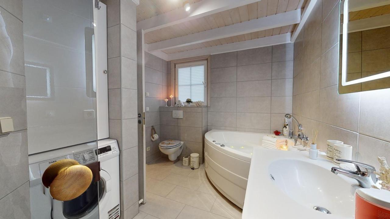 Strandhaus Ruegen - Meerblick, Sauna, Kamin & Whirlpool Baabe Exteriér fotografie